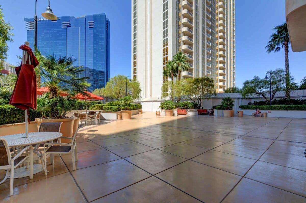 Mgm Signature-04-707 Strip View Balcony Studio Las Vegas Dış mekan fotoğraf